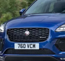 Novo modelo Jaguar E-Pace 2022 chega esse mês ao mercado